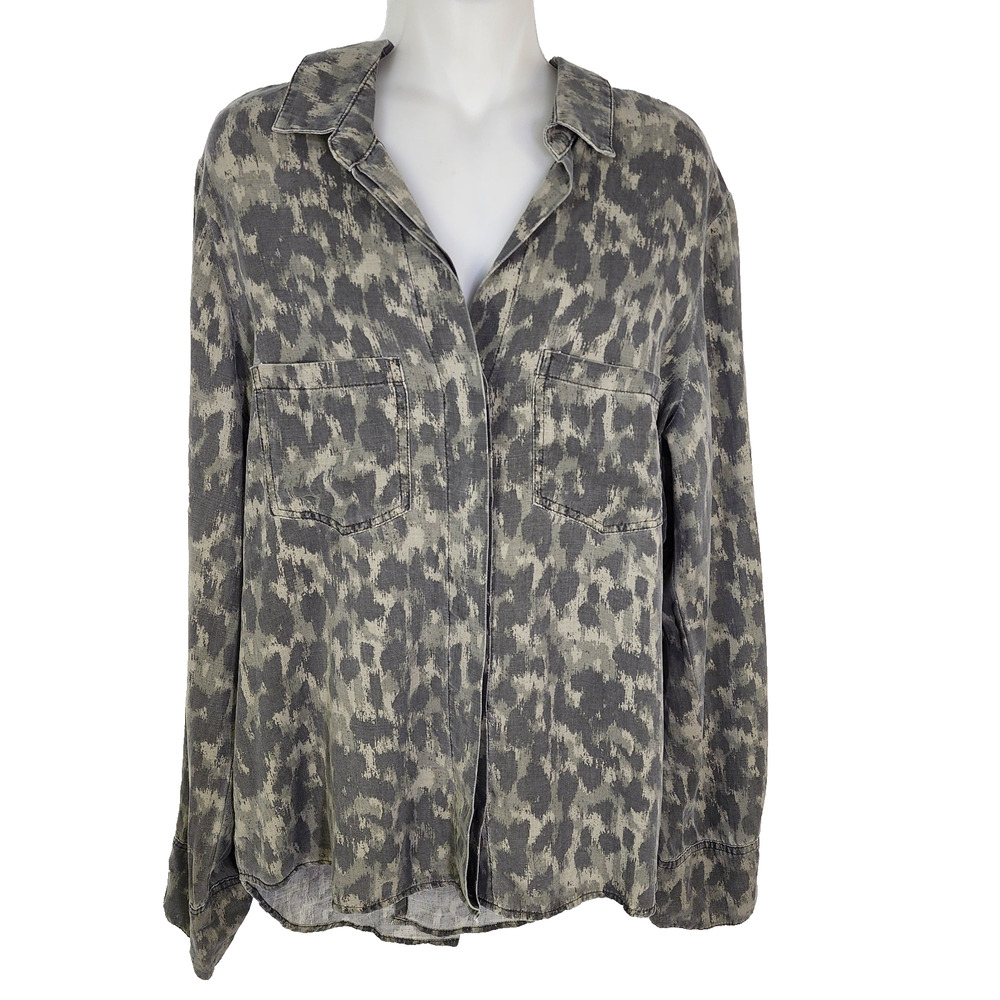 Bella Dahl Split Back Button Down Shirt Womens Large Camo Tencel Roll Tab Sleeve